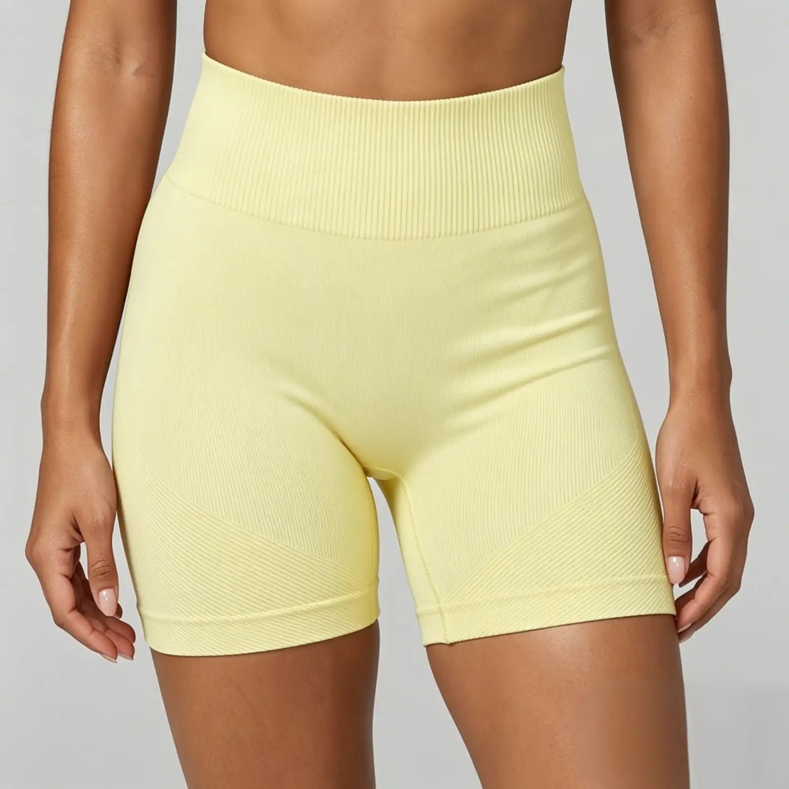 Solid Short Amarillo Canario Viva Rouss