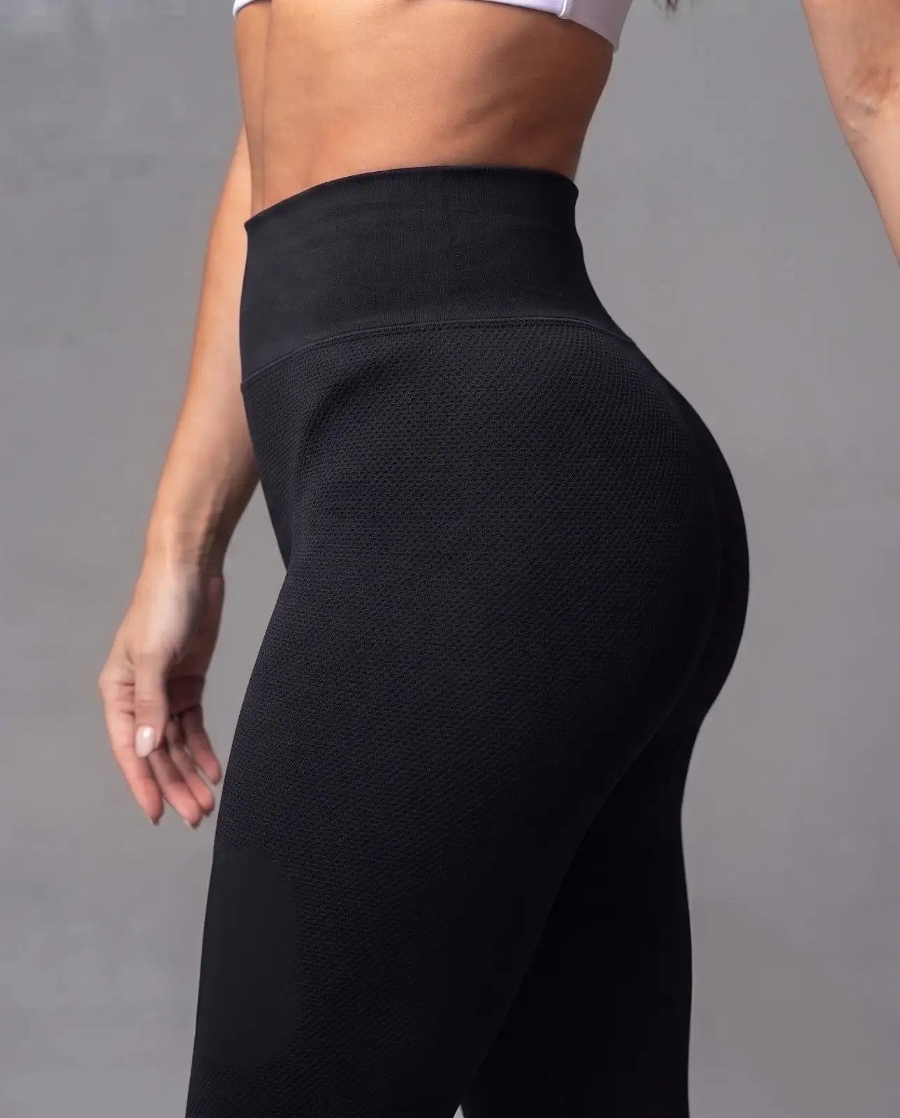 V-Cut Leggings  Viva Rouss